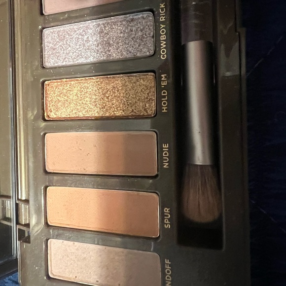 Urban Decay Naked Wild West Eyeshadow Palette - barely used - Picture 5 of 6